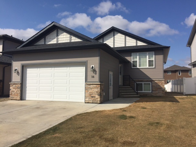 16 Viking Close - A